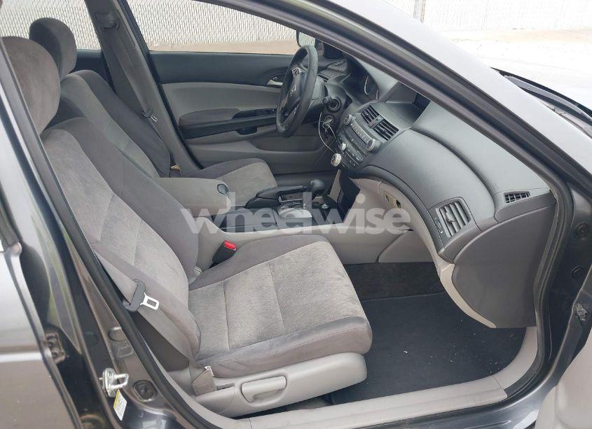 Photo 5 of 2010 Honda Accord 2.4 LX (VIN 1HGCP2F31AA134602)