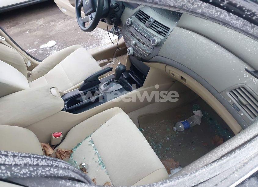 Photo 5 of 2010 Honda Accord 2.4 LX (VIN 1HGCP2F31AA176817)