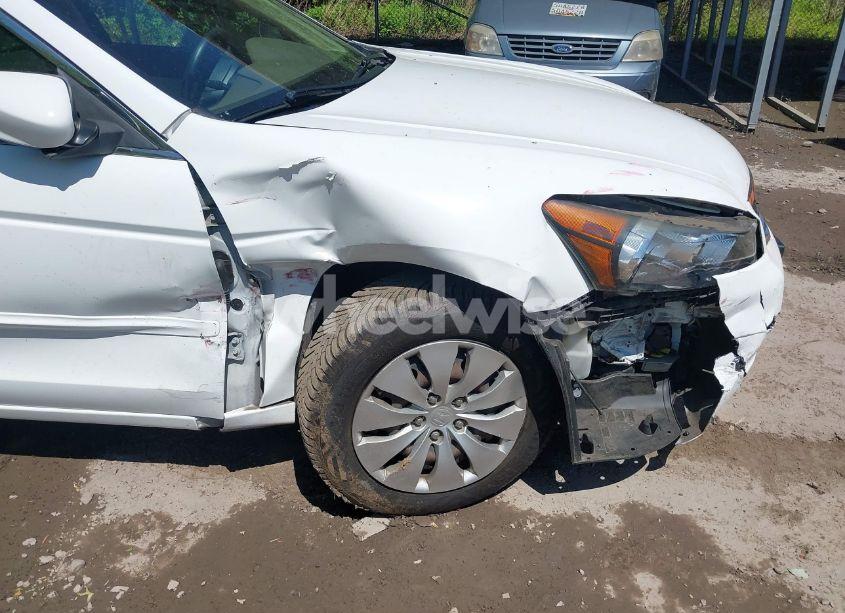 Photo 6 of 2010 Honda Accord LX (VIN 1HGCP2F31AA177725)