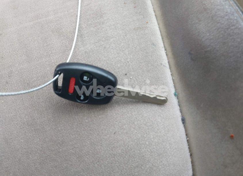 Photo 11 of 2010 Honda Accord 2.4 LX (VIN 1HGCP2F31AA184237)