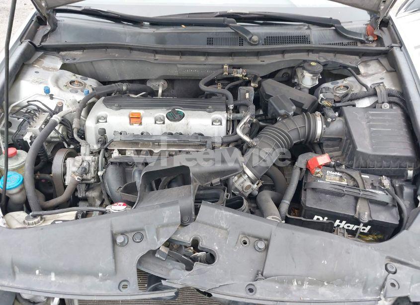 Photo 10 of 2010 Honda Accord 2.4 LX (VIN 1HGCP2F31AA186683)