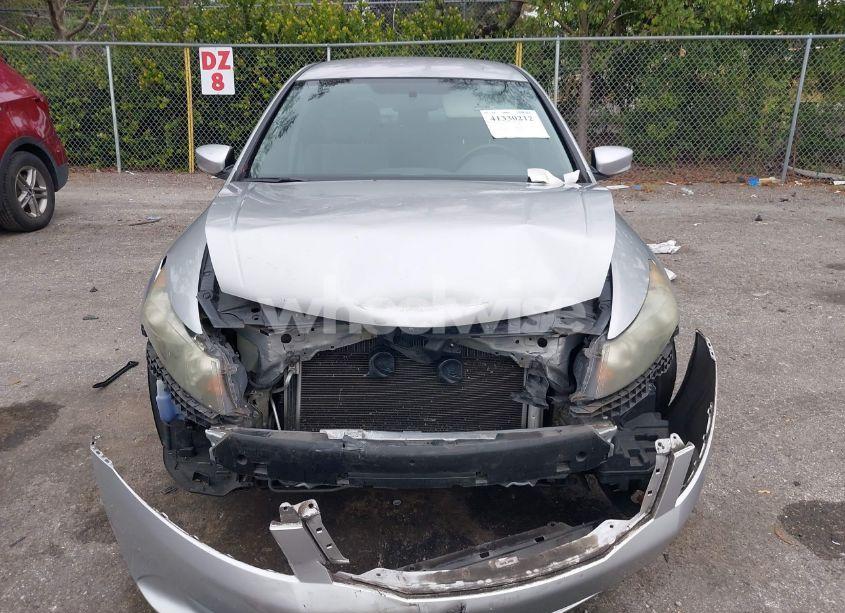 Photo 13 of 2010 Honda Accord 2.4 LX (VIN 1HGCP2F31AA186683)