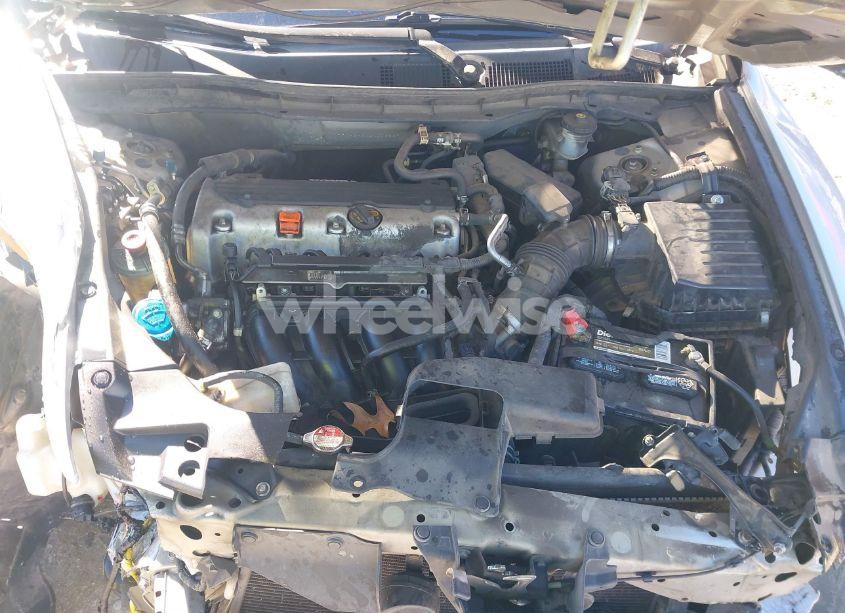 Photo 10 of 2011 Honda Accord 2.4 LX (VIN 1HGCP2F31BA006569)