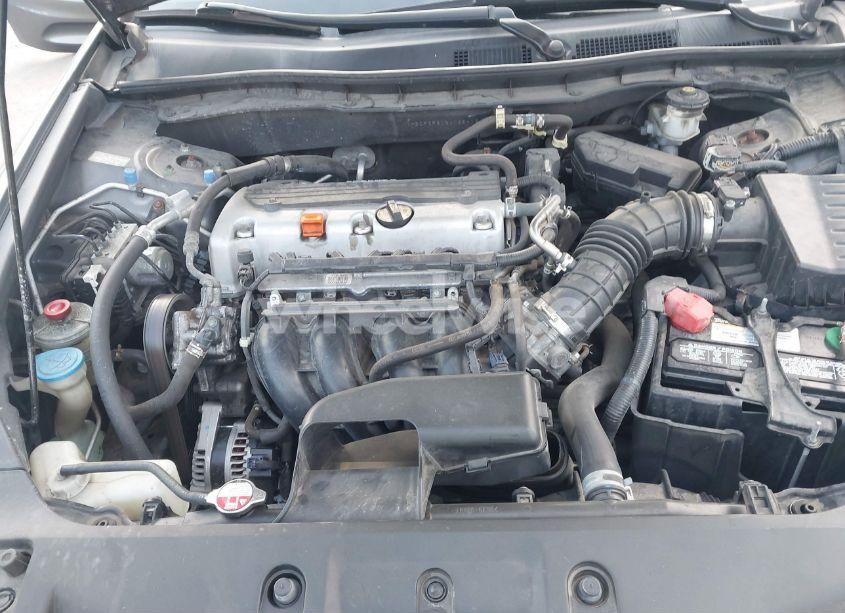 Photo 10 of 2011 Honda Accord 2.4 LX (VIN 1HGCP2F31BA065413)