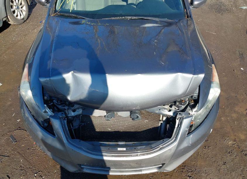 Photo 10 of 2011 Honda Accord 2.4 LX (VIN 1HGCP2F31BA070112)