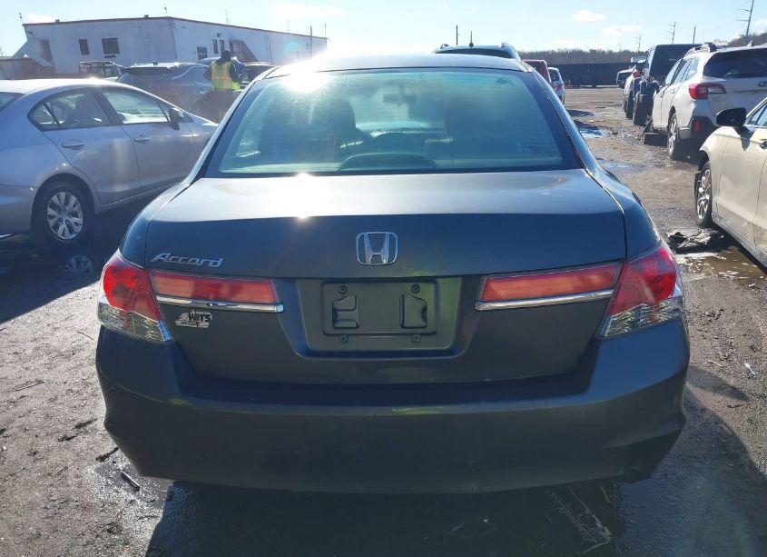 Photo 16 of 2011 Honda Accord 2.4 LX (VIN 1HGCP2F31BA070112)