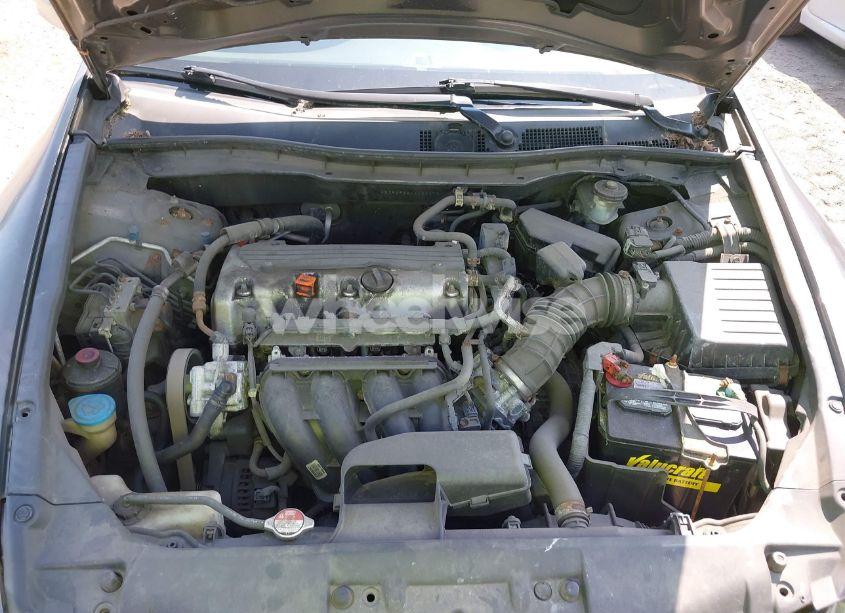 Photo 10 of 2010 Honda Accord 2.4 LX (VIN 1HGCP2F32AA022276)