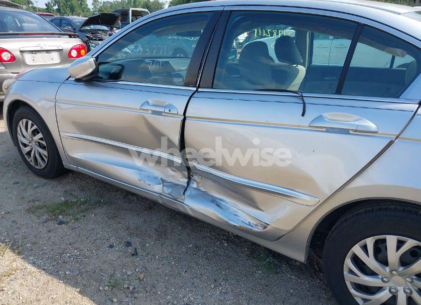 Photo 6 of 2010 Honda Accord 2.4 LX (VIN 1HGCP2F32AA037716)