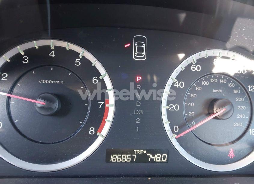 Photo 15 of 2010 Honda Accord 2.4 LX (VIN 1HGCP2F32AA060736)