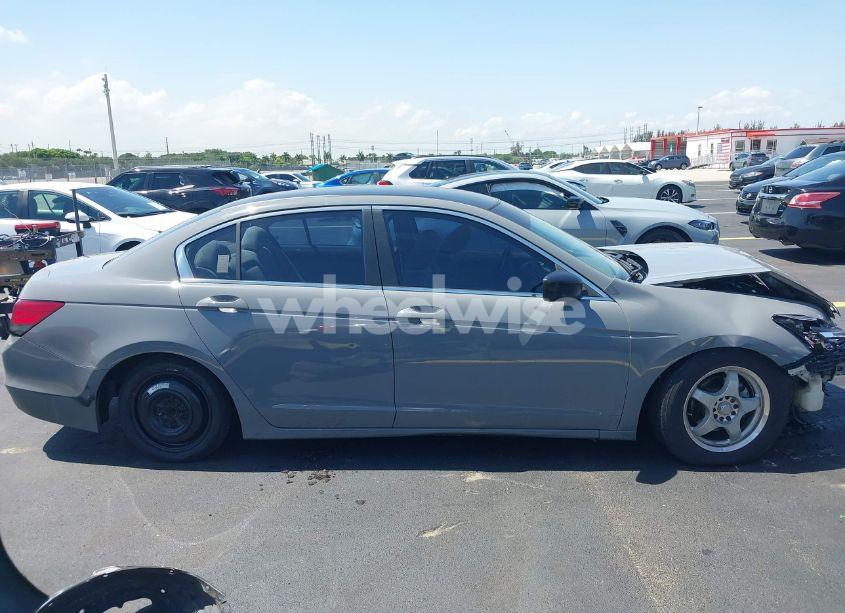 Photo 14 of 2010 Honda Accord 2.4 LX (VIN 1HGCP2F32AA070330)