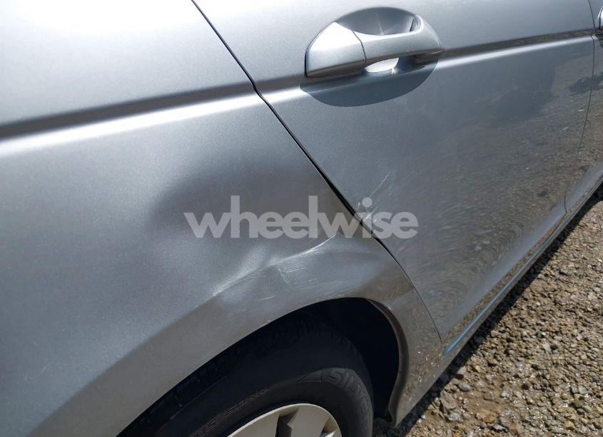 Photo 6 of 2010 Honda Accord 2.4 LX (VIN 1HGCP2F32AA076306)