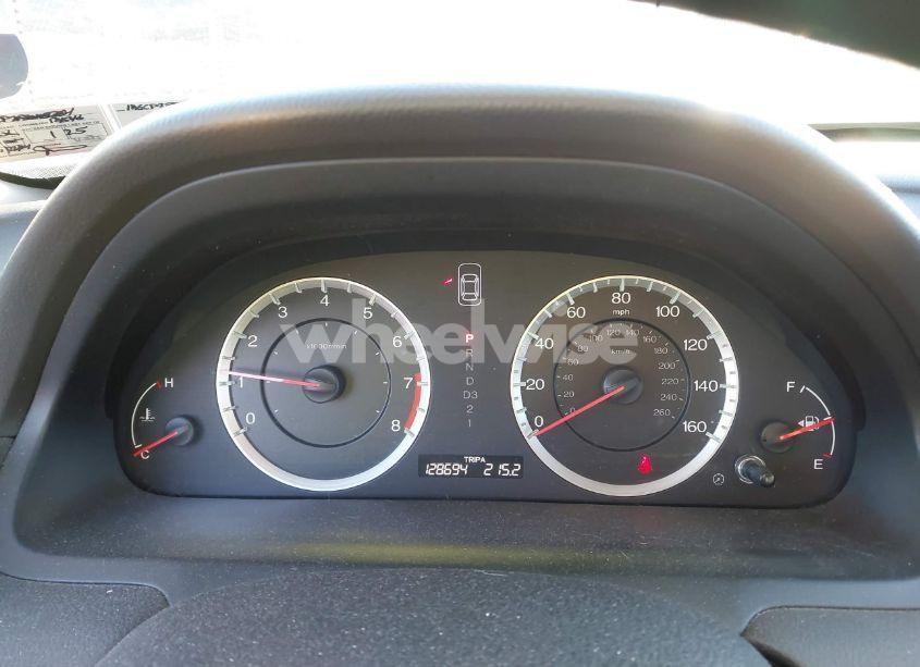 Photo 7 of 2010 Honda Accord 2.4 LX (VIN 1HGCP2F32AA152364)