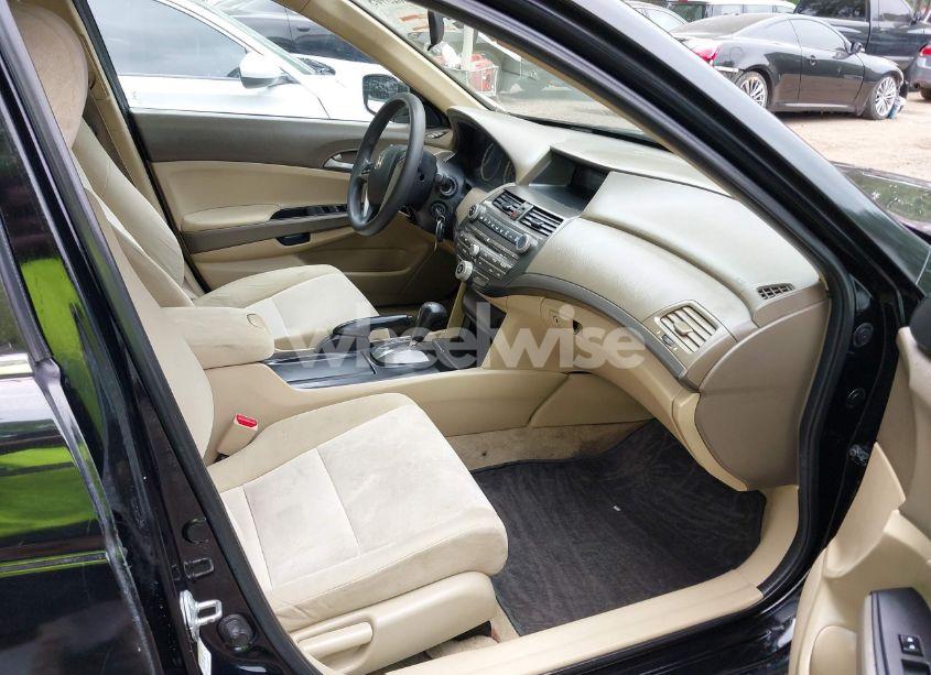 Photo 5 of 2010 Honda Accord 2.4 LX (VIN 1HGCP2F32AA173067)