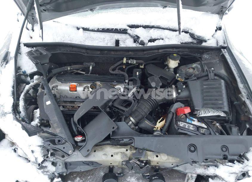 Photo 10 of 2011 Honda Accord 2.4 LX (VIN 1HGCP2F32BA096878)