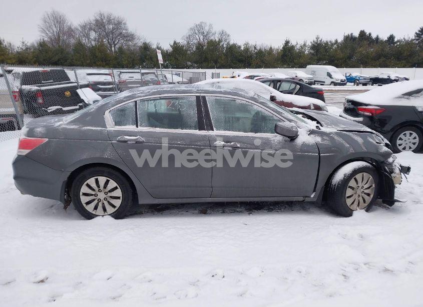 Photo 13 of 2011 Honda Accord 2.4 LX (VIN 1HGCP2F32BA096878)