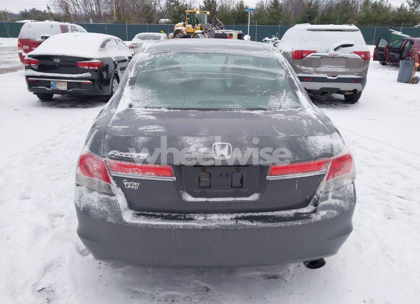 Photo 16 of 2011 Honda Accord 2.4 LX (VIN 1HGCP2F32BA096878)