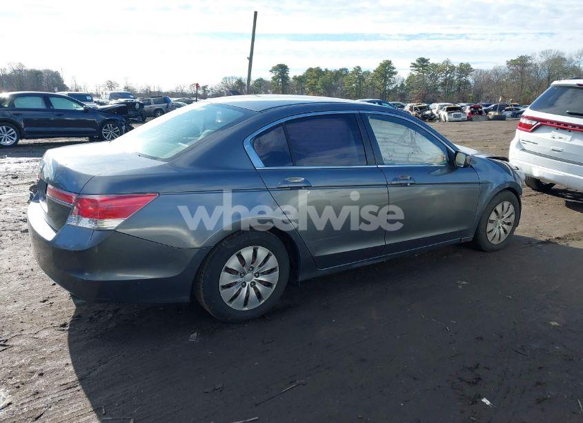 Photo 13 of 2011 Honda Accord 2.4 LX (VIN 1HGCP2F32BA129085)
