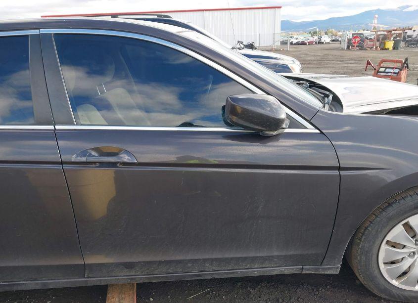 Photo 14 of 2011 Honda Accord 2.4 LX (VIN 1HGCP2F32BA145321)