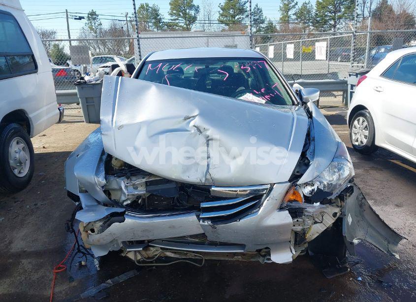 Photo 11 of 2011 Honda Accord 2.4 LX (VIN 1HGCP2F32BA153497)