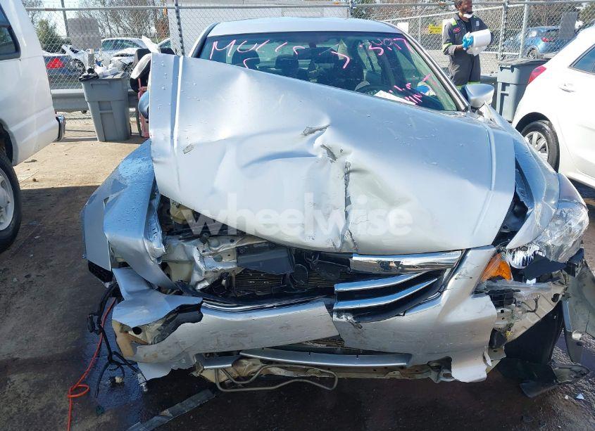 Photo 6 of 2011 Honda Accord 2.4 LX (VIN 1HGCP2F32BA153497)