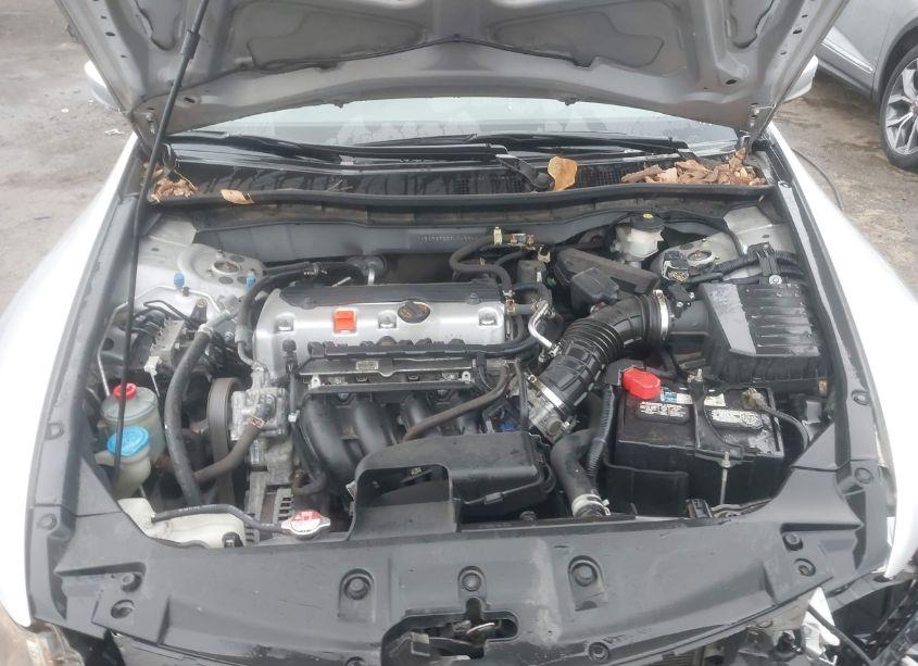 Photo 10 of 2012 Honda Accord 2.4 LX (VIN 1HGCP2F32CA042644)