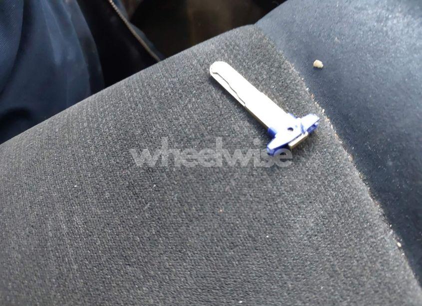 Photo 11 of 2010 Honda Accord 2.4 LX (VIN 1HGCP2F33AA025848)