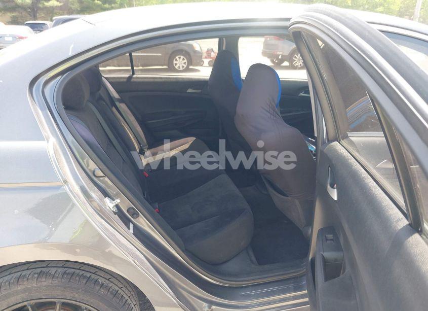 Photo 8 of 2010 Honda Accord 2.4 LX (VIN 1HGCP2F33AA061474)