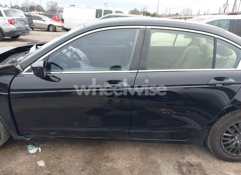 Photo 14 of 2010 Honda Accord 2.4 LX (VIN 1HGCP2F33AA082132)