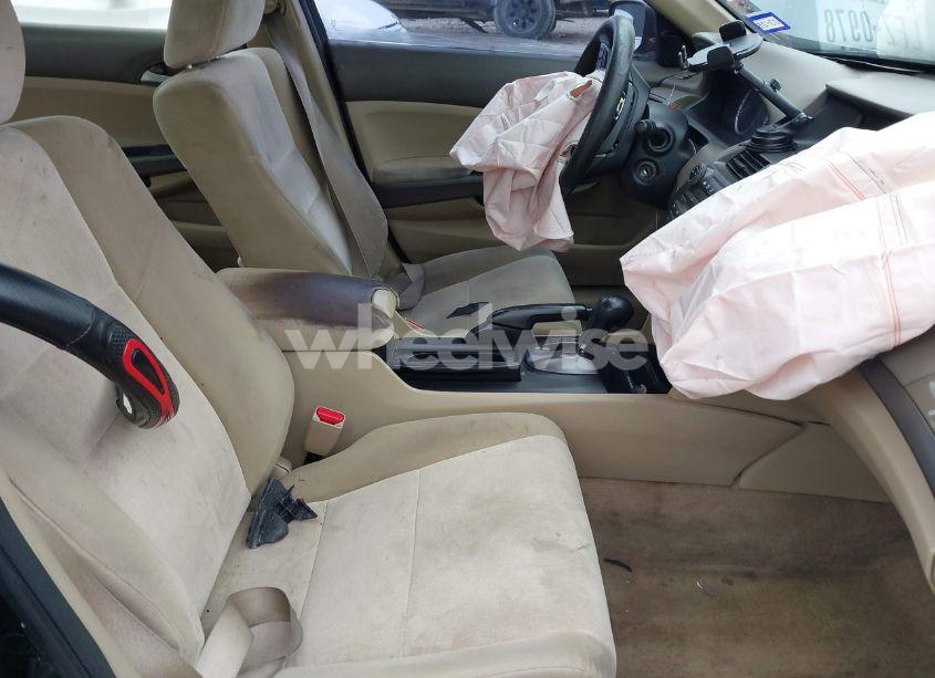 Photo 5 of 2010 Honda Accord 2.4 LX (VIN 1HGCP2F33AA082132)