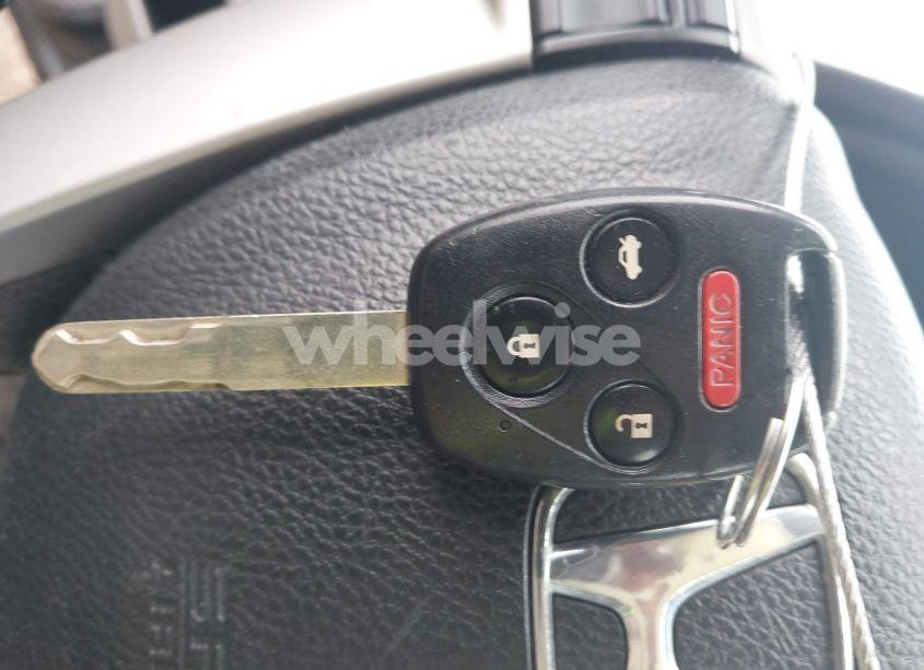 Photo 11 of 2010 Honda Accord 2.4 LX (VIN 1HGCP2F33AA123343)