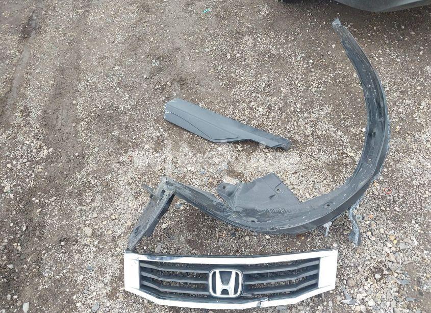 Photo 12 of 2010 Honda Accord 2.4 LX (VIN 1HGCP2F33AA123343)