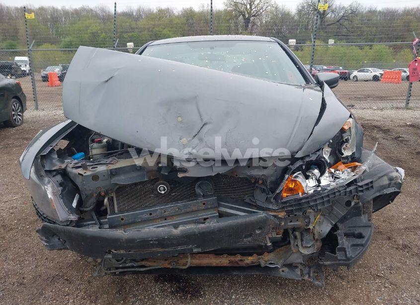 Photo 6 of 2010 Honda Accord 2.4 LX (VIN 1HGCP2F33AA123343)