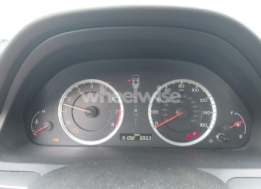 Photo 7 of 2010 Honda Accord 2.4 LX (VIN 1HGCP2F33AA123343)