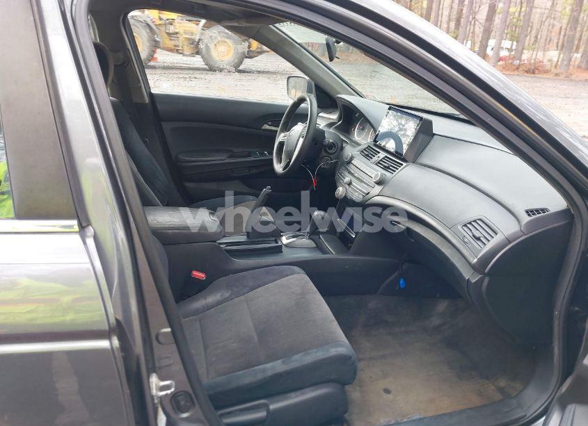 Photo 5 of 2010 Honda Accord 2.4 LX (VIN 1HGCP2F33AA123780)