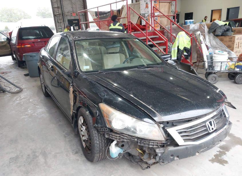 2010 Honda Accord 2.4 LX (VIN 1HGCP2F33AA145570) main photo