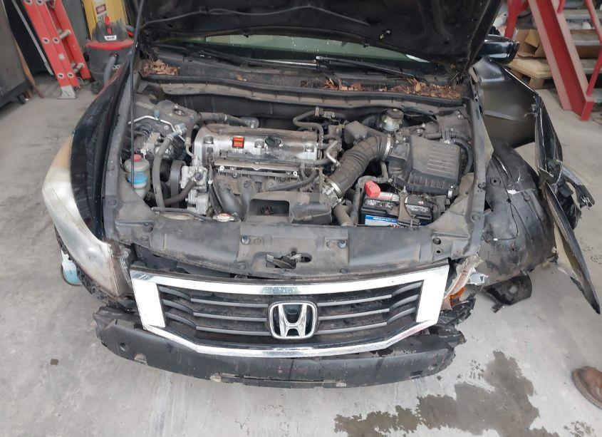 Photo 10 of 2010 Honda Accord 2.4 LX (VIN 1HGCP2F33AA145570)