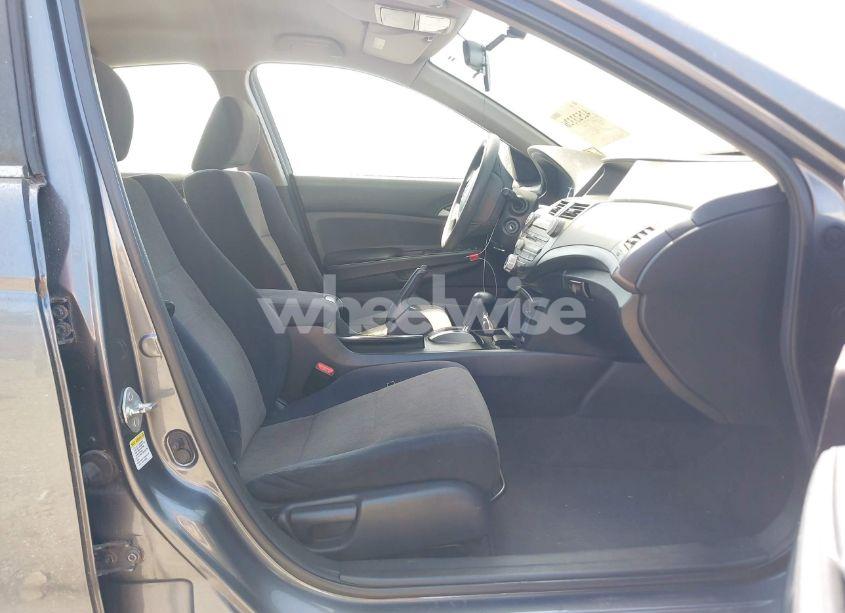 Photo 5 of 2010 Honda Accord 2.4 LX (VIN 1HGCP2F33AA173224)