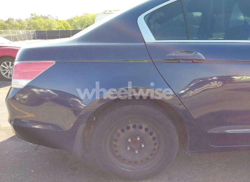 Photo 13 of 2010 Honda Accord 2.4 LX (VIN 1HGCP2F33AA194882)