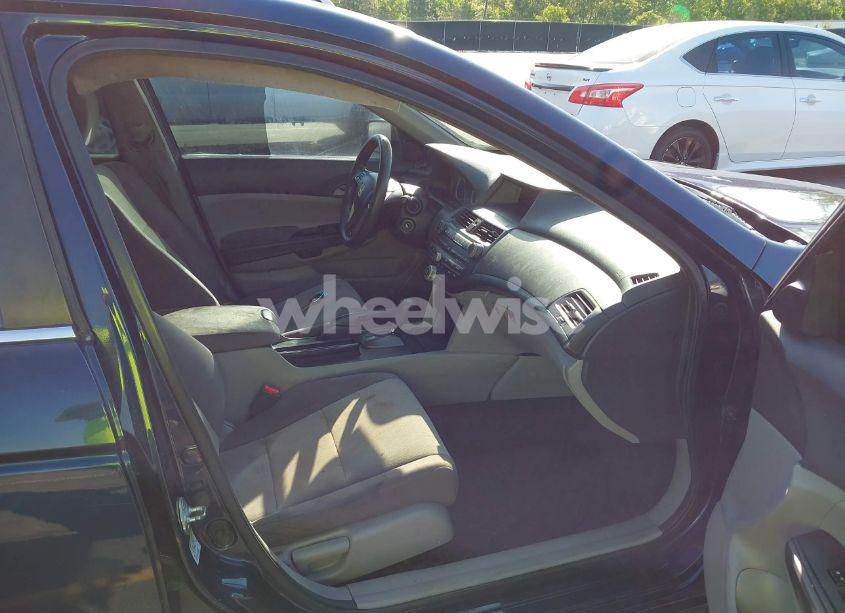 Photo 5 of 2010 Honda Accord 2.4 LX (VIN 1HGCP2F33AA194882)