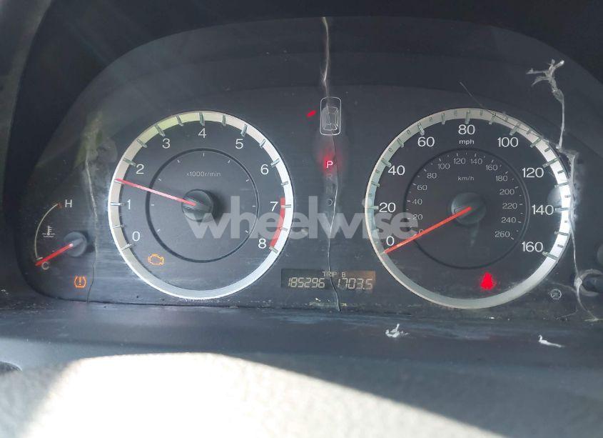 Photo 7 of 2010 Honda Accord 2.4 LX (VIN 1HGCP2F33AA194882)