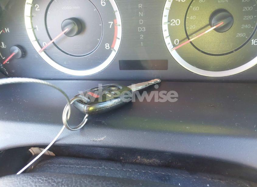 Photo 11 of 2011 Honda Accord 2.4 LX (VIN 1HGCP2F33BA141259)