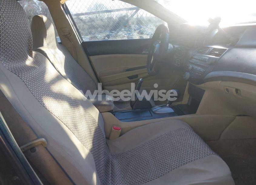 Photo 5 of 2011 Honda Accord 2.4 LX (VIN 1HGCP2F33BA141259)