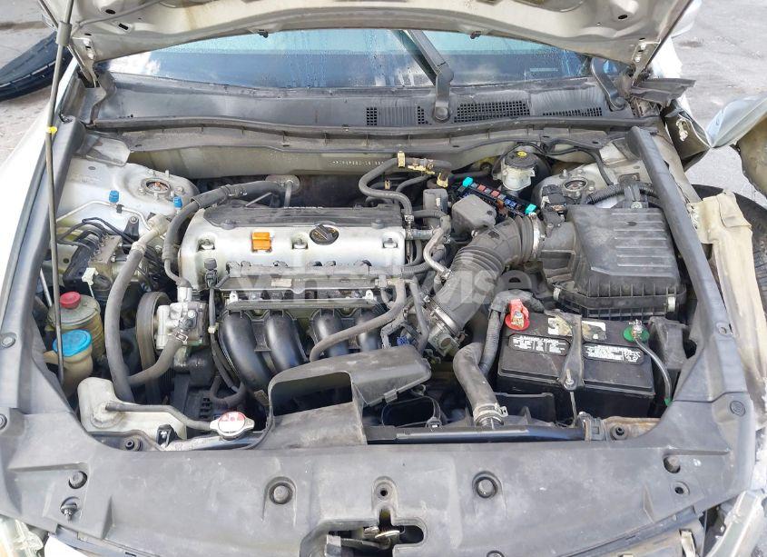 Photo 10 of 2012 Honda Accord 2.4 LX (VIN 1HGCP2F33CA081226)