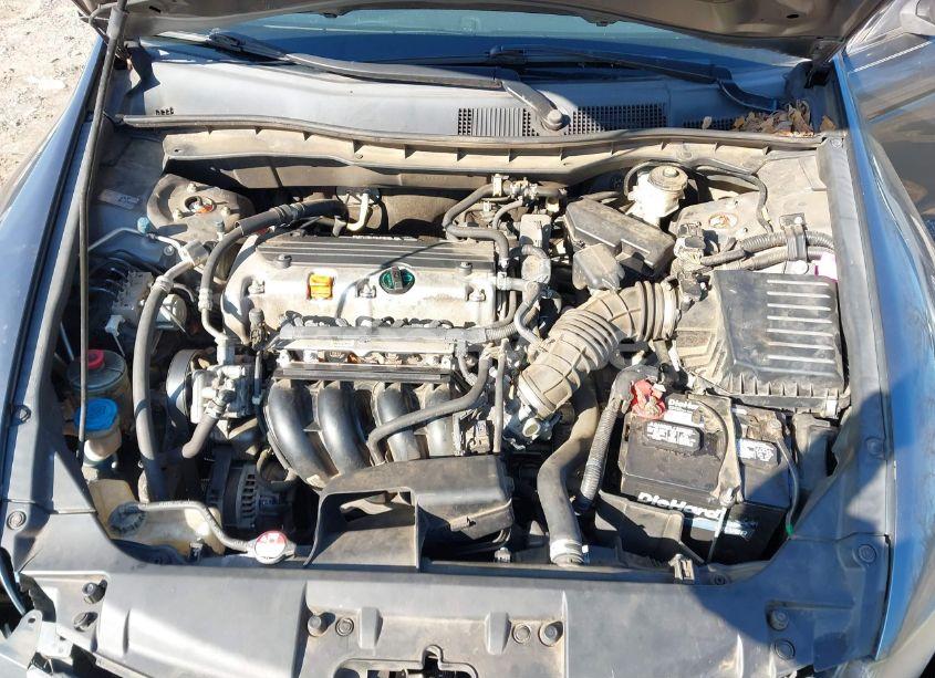 Photo 10 of 2010 Honda Accord 2.4 LX (VIN 1HGCP2F34AA011411)