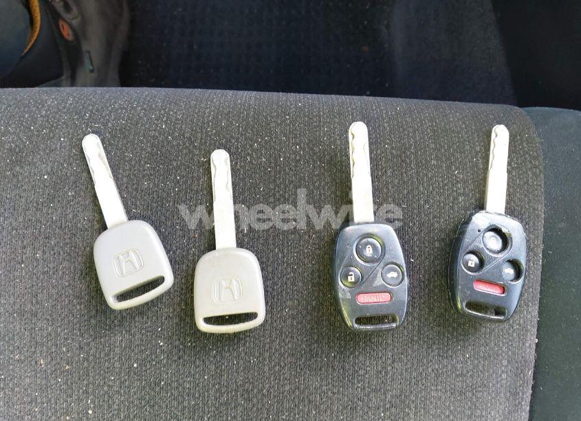 Photo 11 of 2010 Honda Accord 2.4 LX (VIN 1HGCP2F34AA011411)