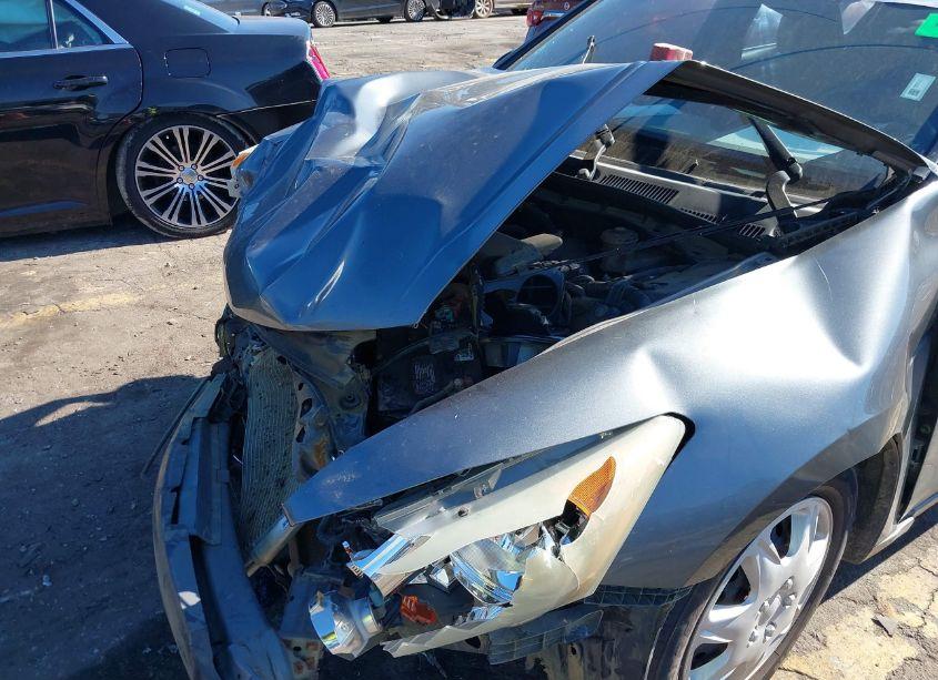 Photo 12 of 2010 Honda Accord 2.4 LX (VIN 1HGCP2F34AA025373)