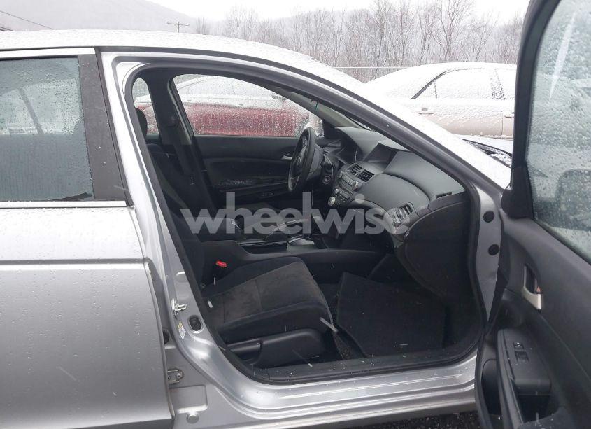 Photo 5 of 2010 Honda Accord 2.4 LX (VIN 1HGCP2F34AA057059)