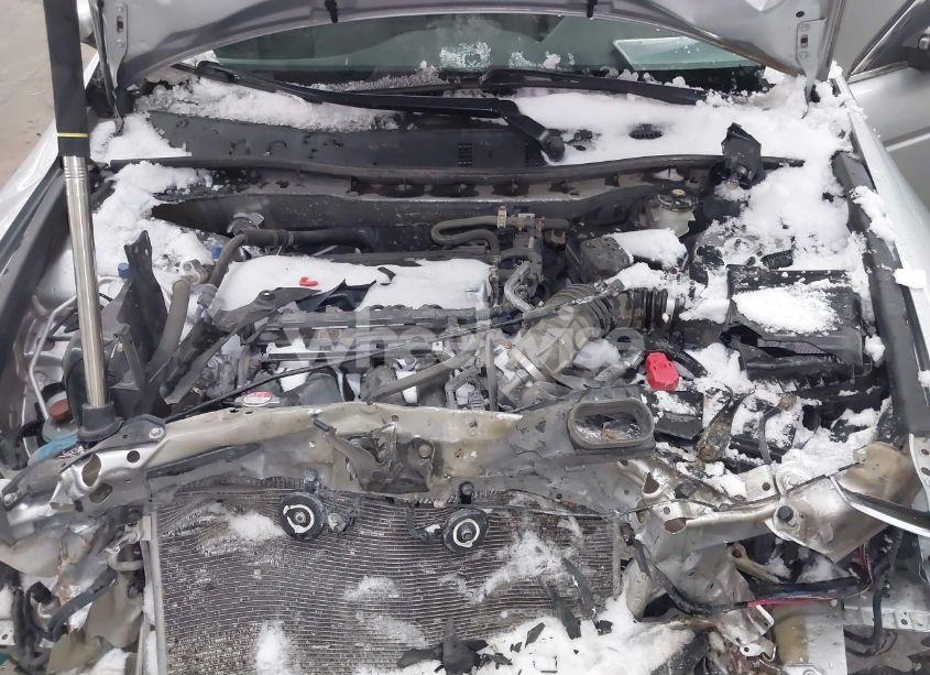 Photo 10 of 2010 Honda Accord 2.4 LX (VIN 1HGCP2F34AA149773)