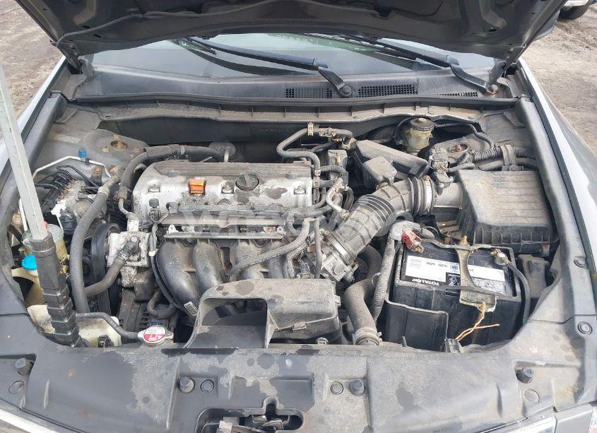 Photo 10 of 2010 Honda Accord 2.4 LX (VIN 1HGCP2F34AA151314)