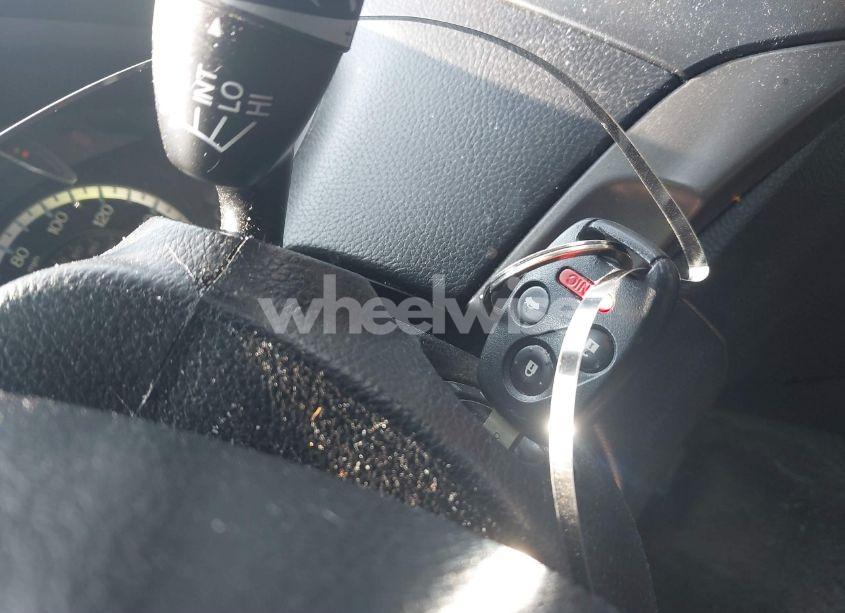 Photo 11 of 2010 Honda Accord 2.4 LX (VIN 1HGCP2F34AA169599)